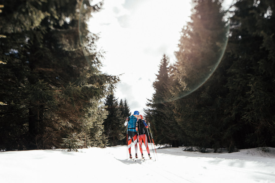 004 fotograf-paarshooting-schnee-ski-langlauf-thueringen