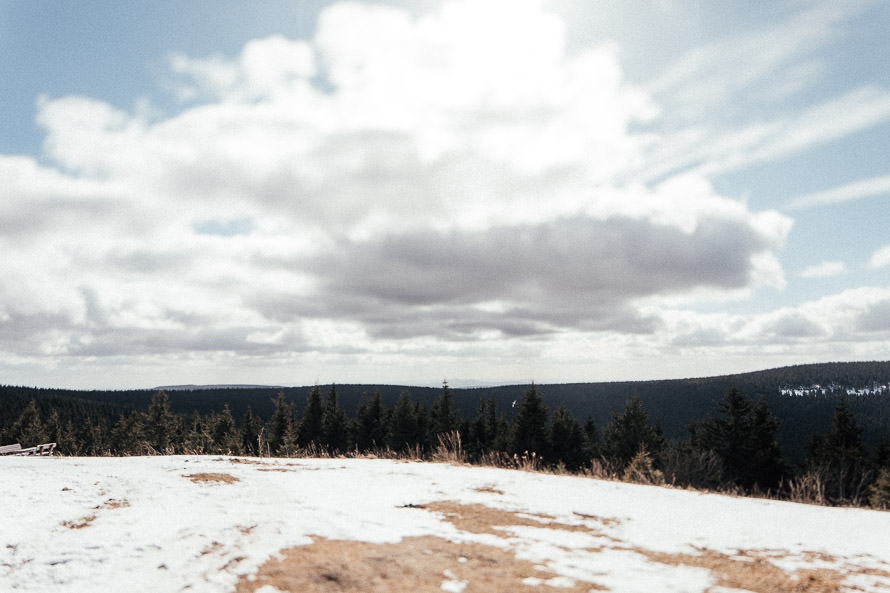 021 fotograf-paarshooting-schnee-ski-langlauf-thueringen