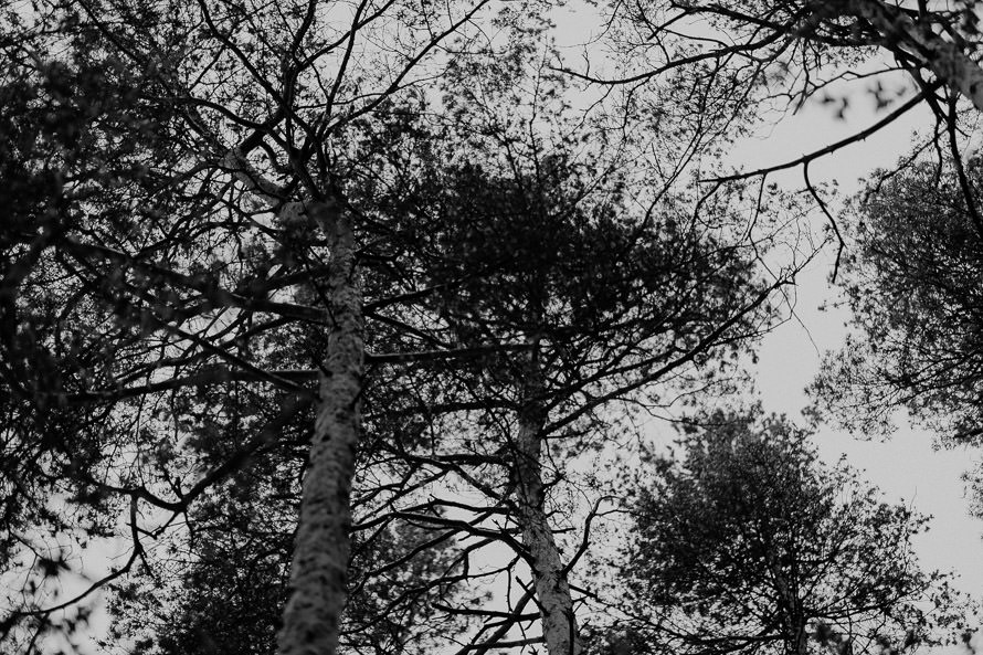 040 lovestory-im-winter paarshooting-im-schnee