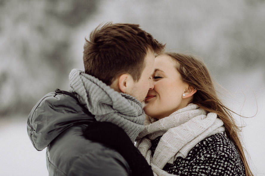 paarfotos-im-schnee wintershooting coburg 37