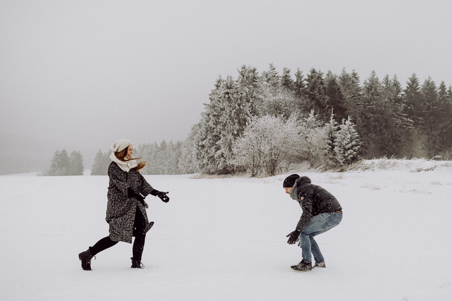 paarfotos-im-schnee wintershooting coburg 43