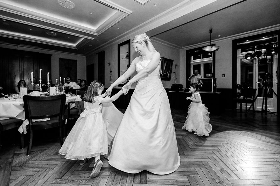 037 hochzeit fotograf-erfurt rathaus petersberg